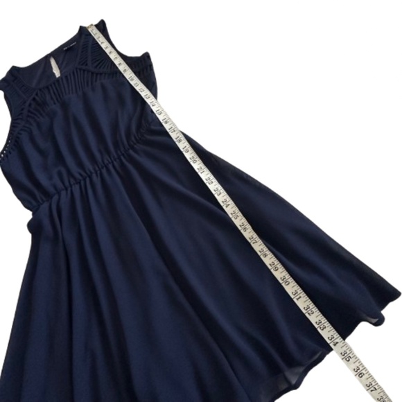 As U Wish Women' 9 Navy Sleeveless Round Neck Lined Chiffon Mini Dress - Picture 12 of 16